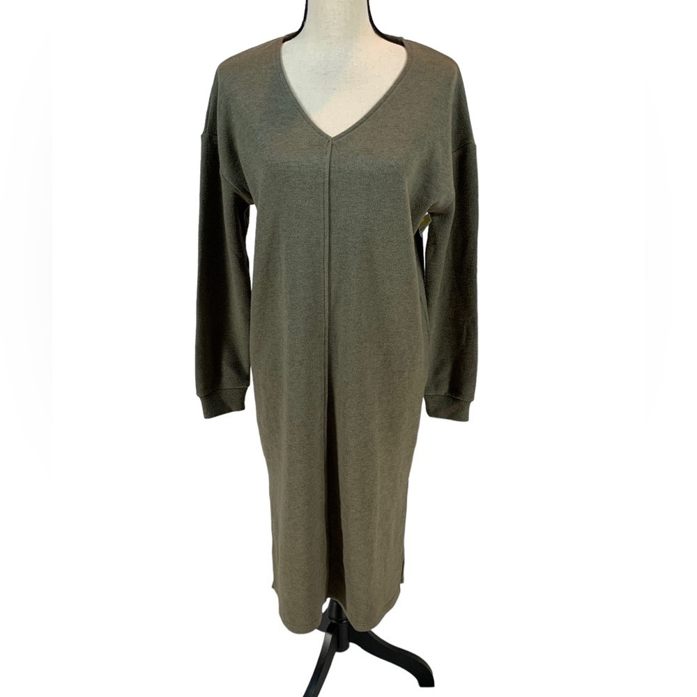 Caslon V Neck Long Sleeve Rib Front Sweater Dress - Grey - size Small